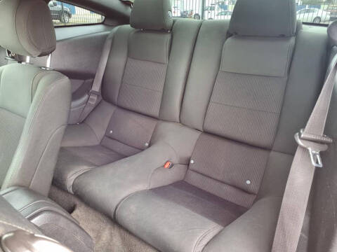 2014 Ford Mustang V6