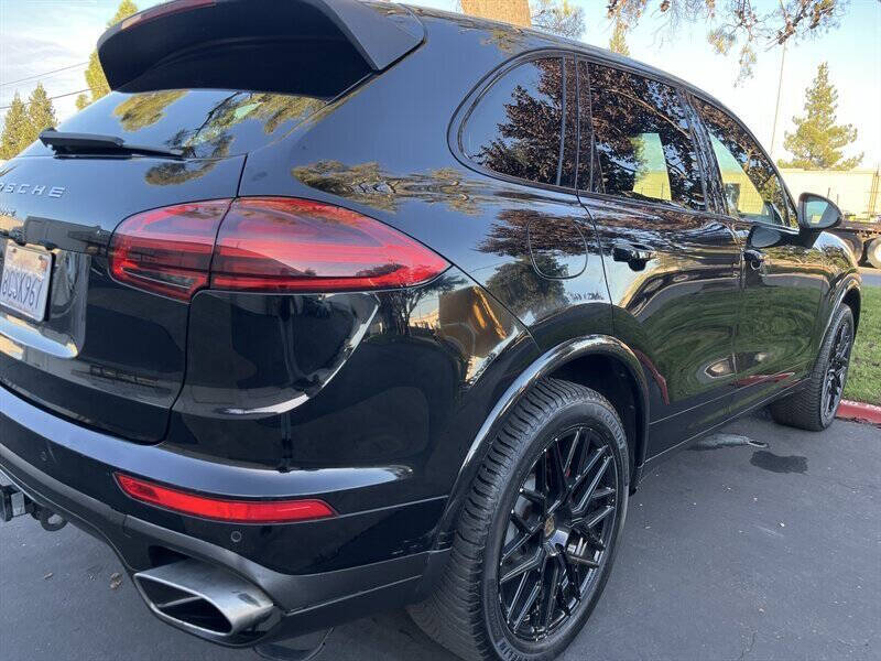 2017 Porsche Cayenne