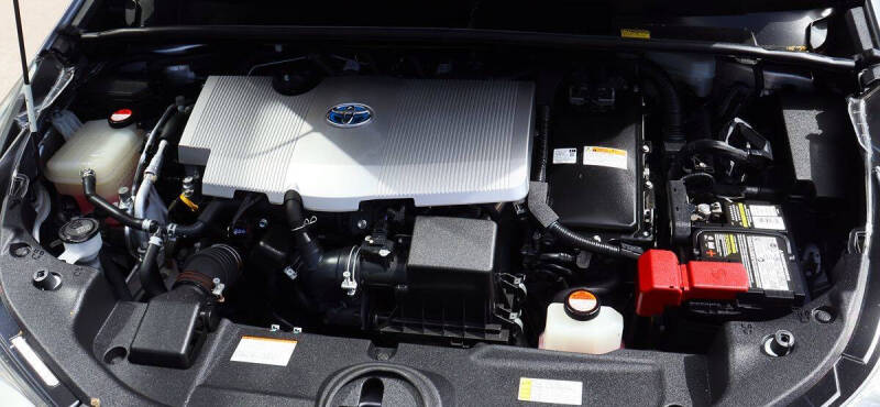2016 Toyota Prius Three Touring