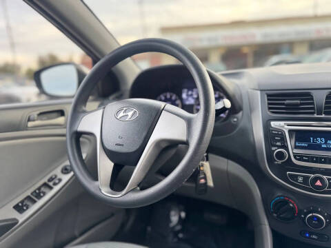 2016 Hyundai Accent SE