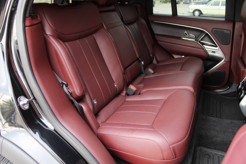 2024 Land Rover Range Rover P530 SE