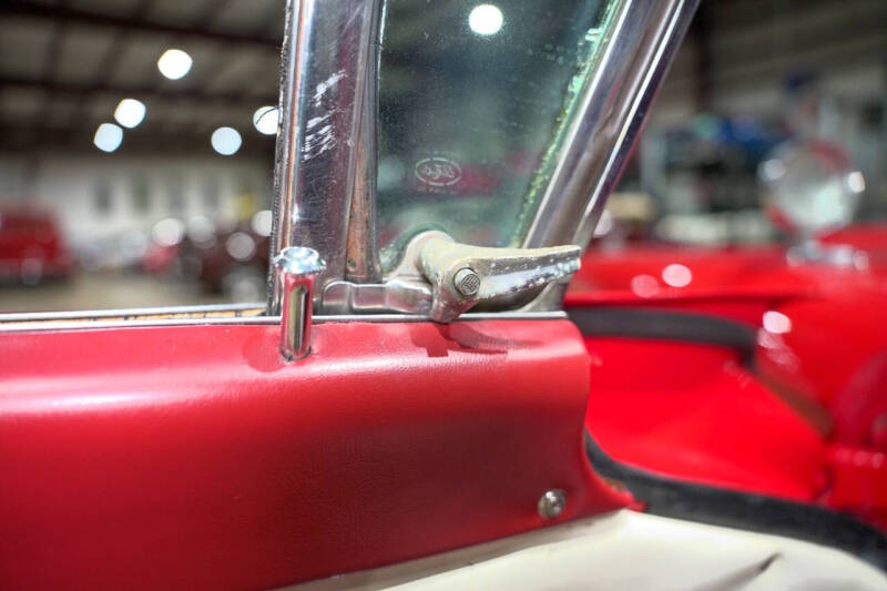 1959 Ford Thunderbird