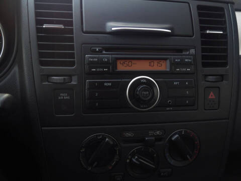 2010 Nissan Versa 1.8 S