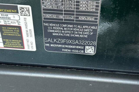 2025 Land Rover Range Rover P615 SV