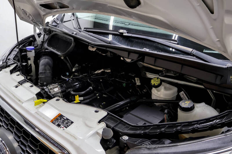 2023 Ford Transit 350 XLT