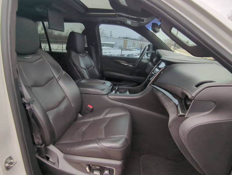 2019 Cadillac Escalade ESV Platinum