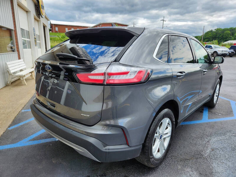 2022 Ford Edge SEL