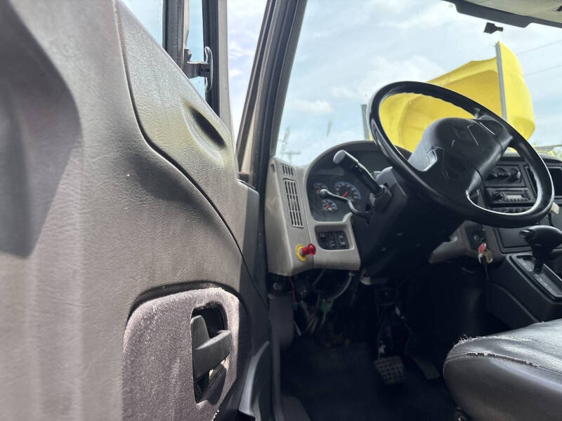 2011 International DuraStar 4300