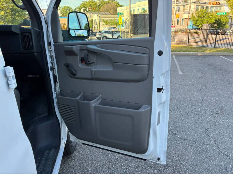 2013 Chevrolet Express 2500