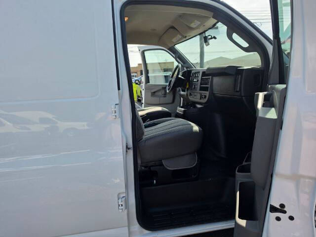 2021 Chevrolet Express 2500