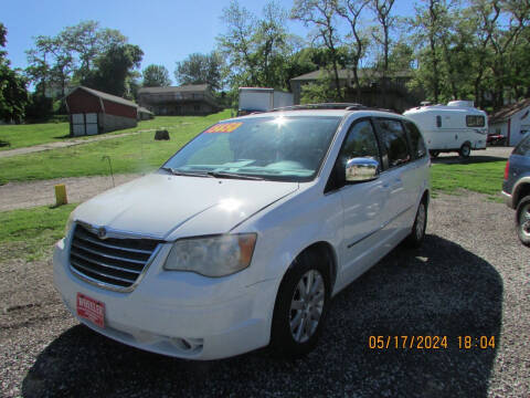 2010 Chrysler Town and Country for sale at WHEELER AUTOMOTIVE in Fort Calhoun NE