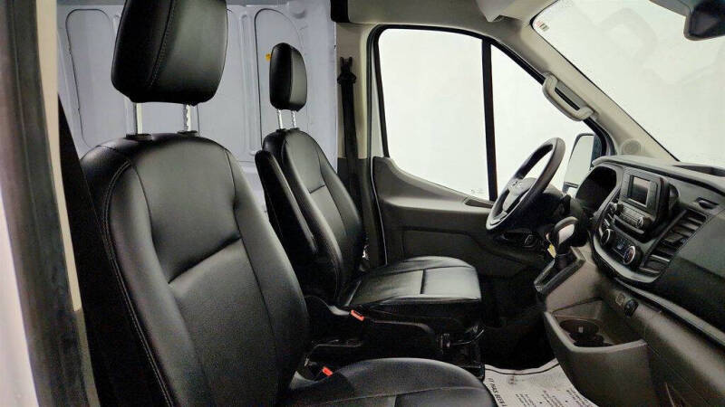 2024 Ford Transit 250