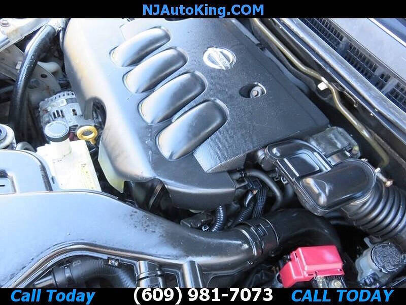 2011 Nissan Versa 1.8 S