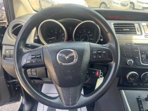 2013 Mazda MAZDA5 Sport