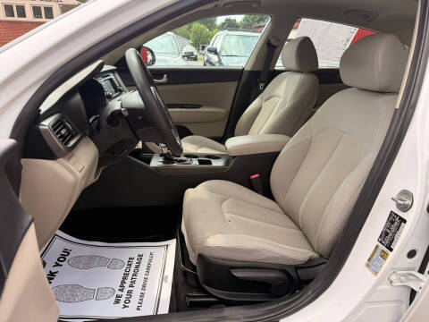 2017 Kia Optima LX