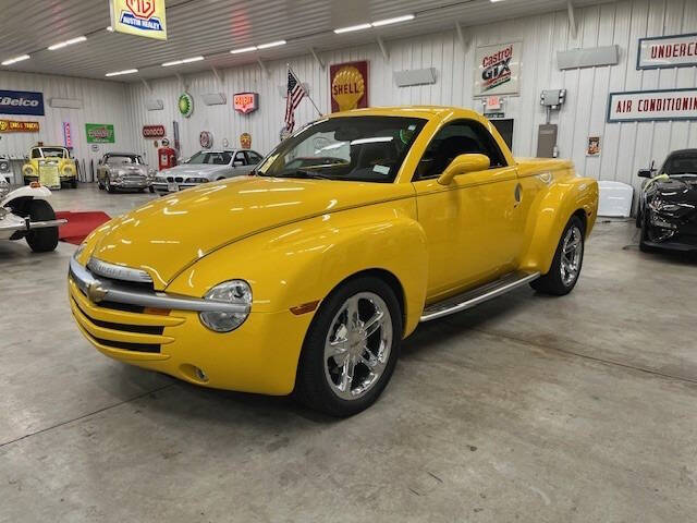 2003 Chevrolet SSR LS's photo