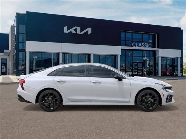 2026 Kia K5