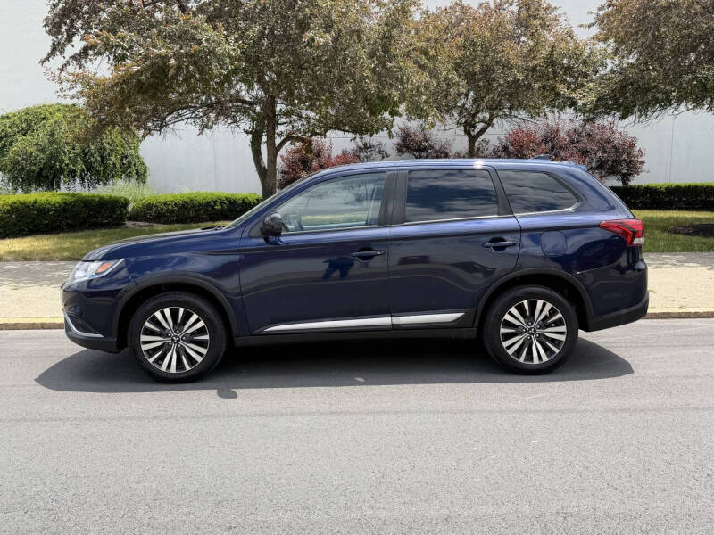 2020 Mitsubishi Outlander ES