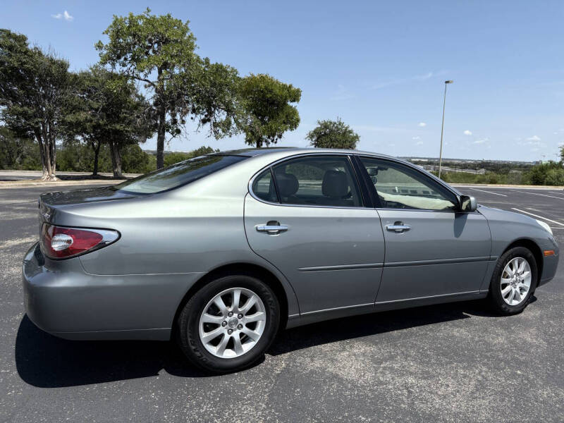 2004 Lexus ES 330