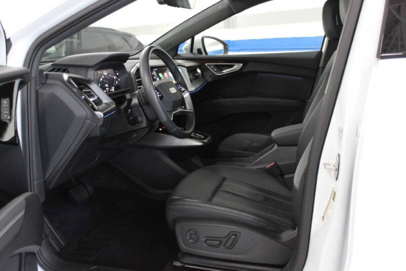 2023 Audi Q4 e-tron quattro Premium Plus 50