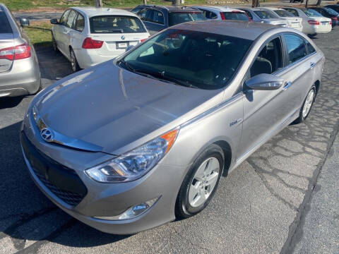 2012 Hyundai Sonata Hybrid for sale at Premier Automart in Milford MA