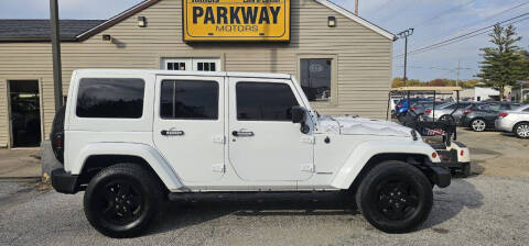 2015 Jeep Wrangler Unlimited for sale at Parkway Motors in Springfield IL