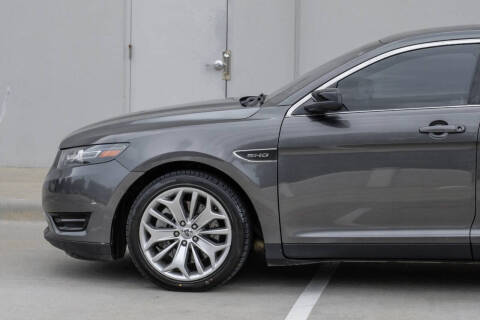2019 Ford Taurus SHO