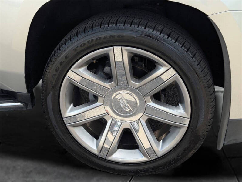 2019 Cadillac Escalade Luxury