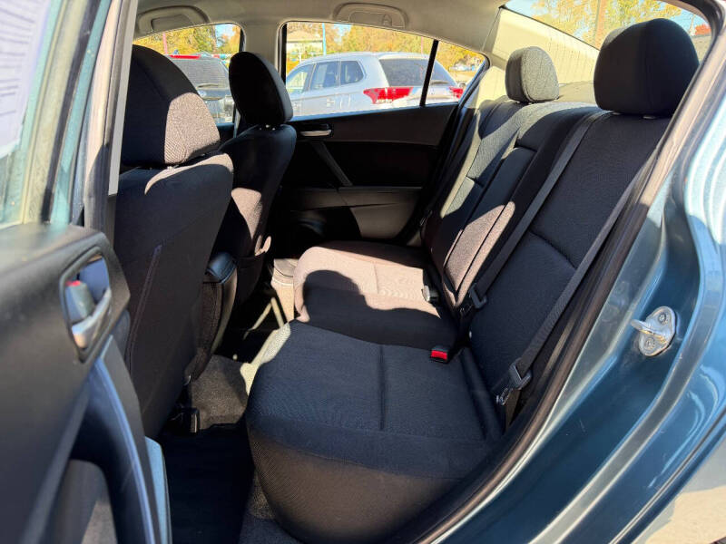 2010 Mazda MAZDA3 i Touring