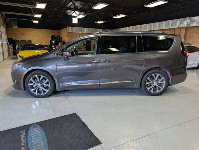 2017 Chrysler Pacifica Limited