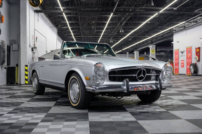 1970 Mercedes-Benz 280-Class