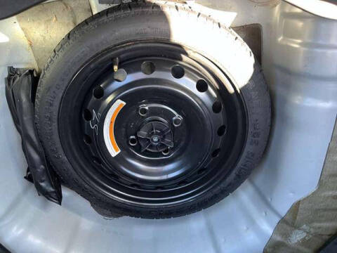 2012 Nissan Versa 1.8 S
