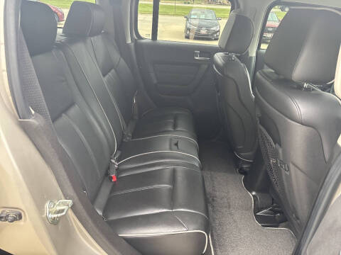 2009 HUMMER H3 Alpha