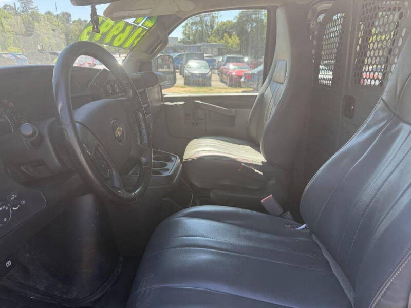 2021 Chevrolet Express 2500