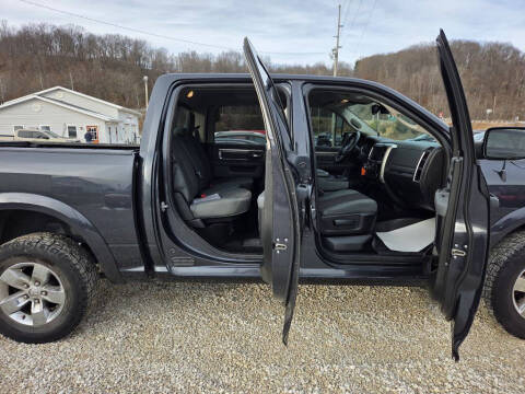 2016 RAM 1500 SLT