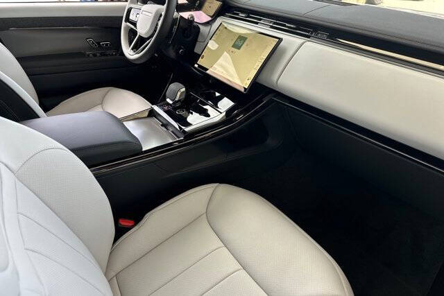 2025 Land Rover Range Rover Sport P400 Dynamic SE