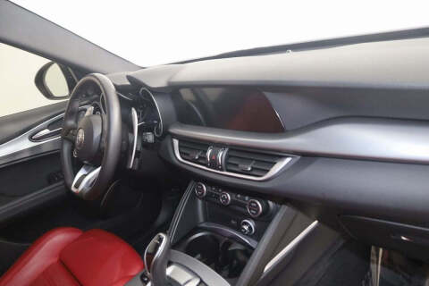 2023 Alfa Romeo Stelvio Veloce