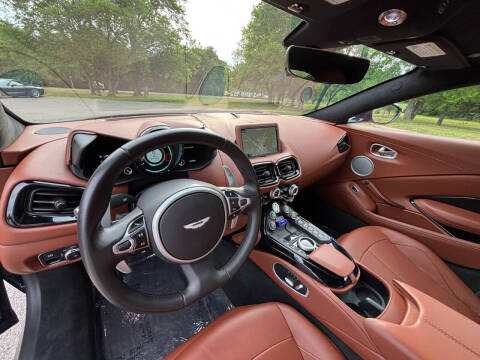 2020 Aston Martin Vantage