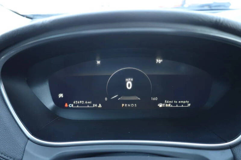 2019 Lincoln Nautilus Select