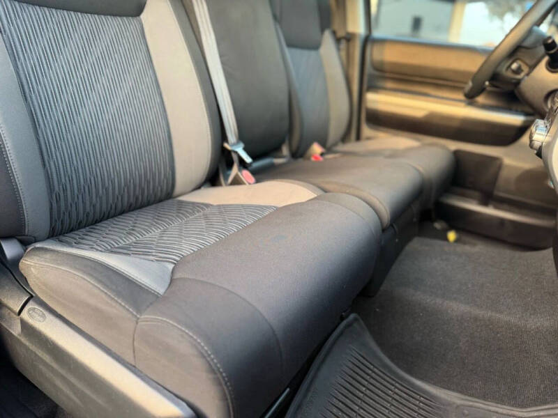 2016 Toyota Tundra SR5