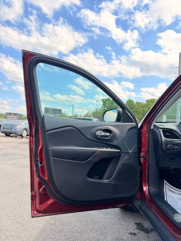2019 Jeep Cherokee Latitude Plus