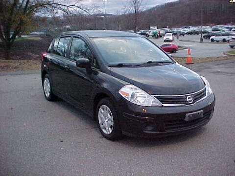 2010 Nissan Versa 1.8 S