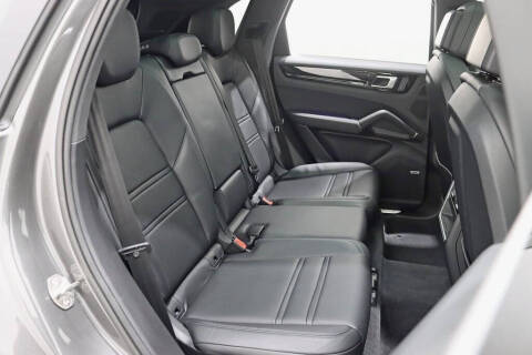 2022 Porsche Cayenne
