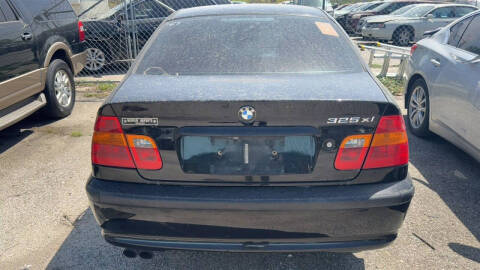 2005 BMW 3 Series 325xi