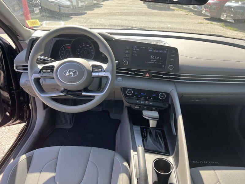 2023 Hyundai Elantra