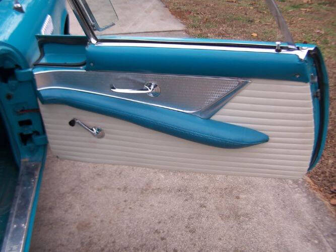 1956 Ford Thunderbird