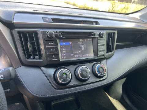 2016 Toyota RAV4 LE