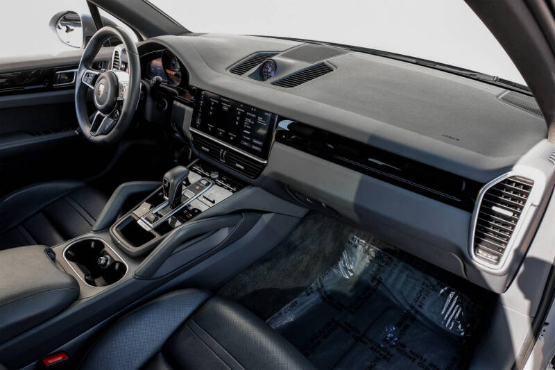 2020 Porsche Cayenne