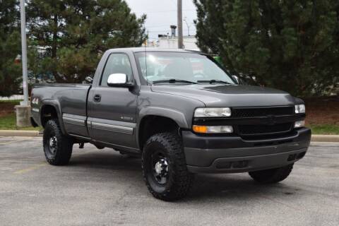 2001 Chevrolet Silverado 2500HD for sale at NEW 2 YOU AUTO SALES LLC in Waukesha WI