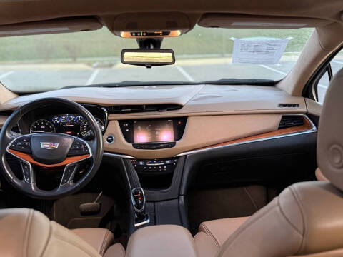 2017 Cadillac XT5 Platinum